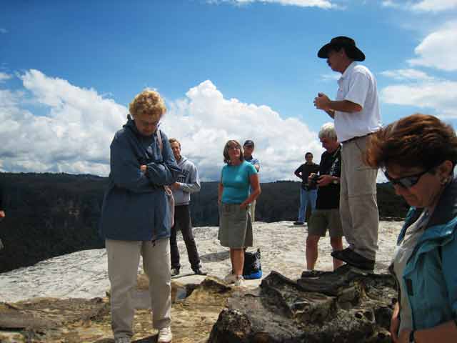 4082-StoryOfTheBlueMountains-071026-1112a