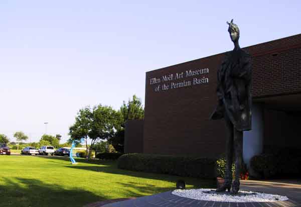 museum-060401-754a