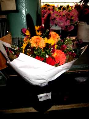 1027-$15Flowers-070922-416p